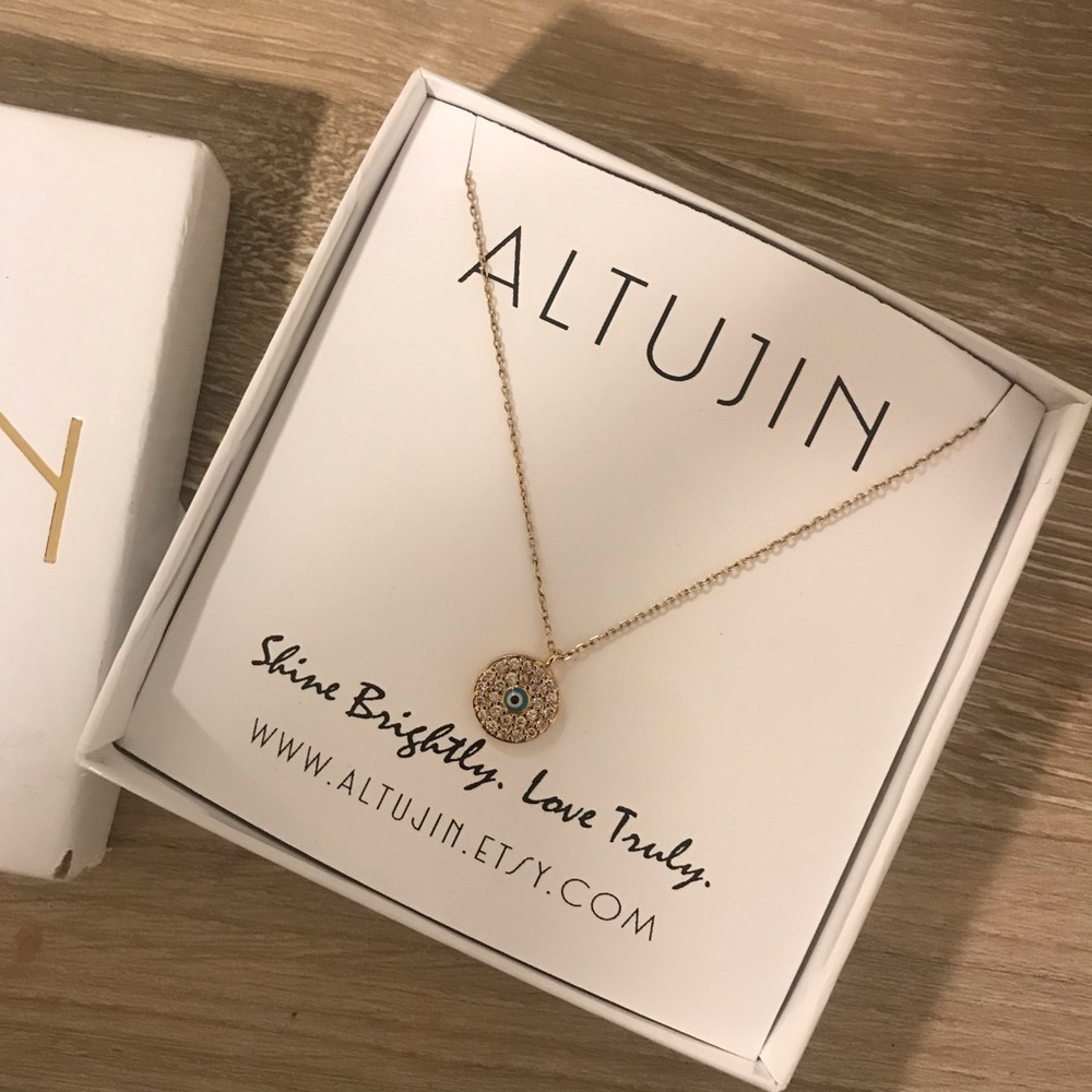 EVIL EYE NECKLACE